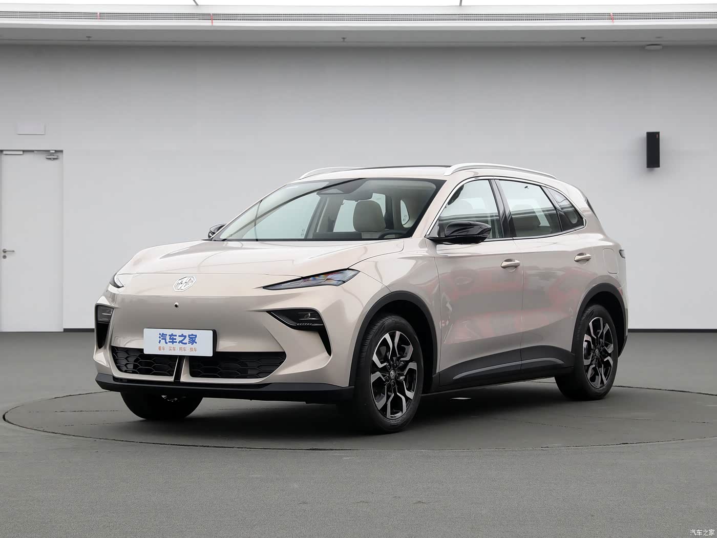 MG ES5 2025 2025款 515plus 后驱版