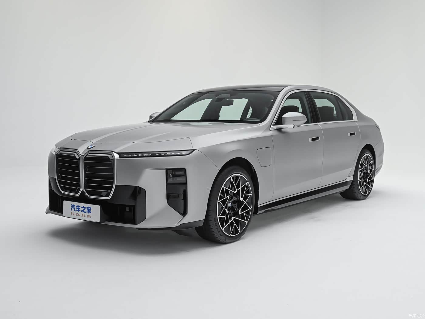 BMW i7 2026 2026款 xDrive60L 豪华套装