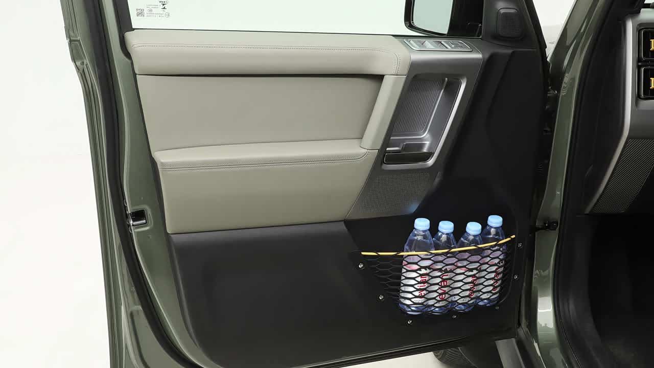 iCAR V23 2026 2026款 550两驱赛博版