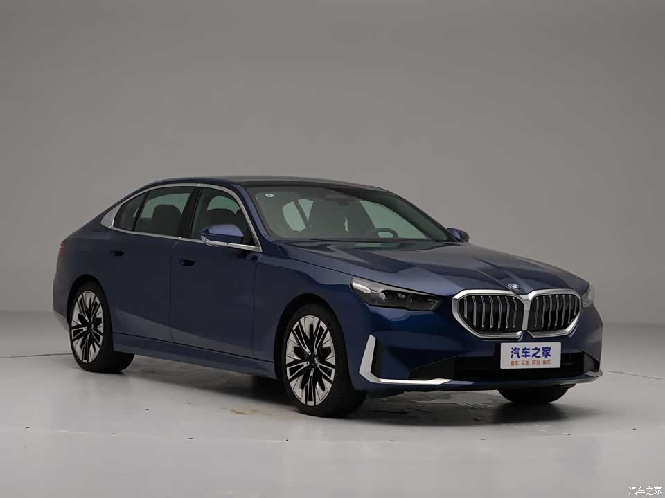 BMW 5 Series 2026 2026款 改款 530Li 尊享型 豪华套装
