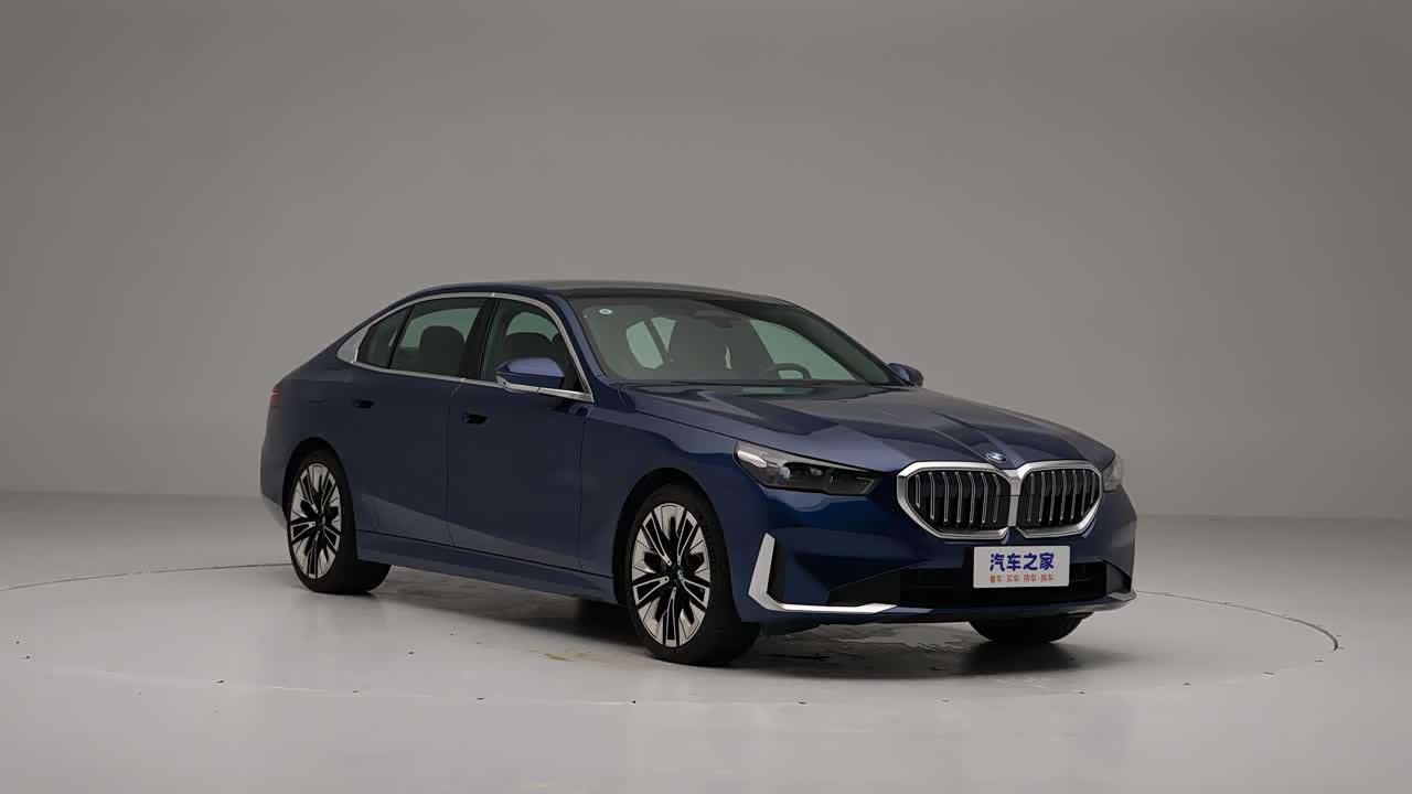 BMW 5 Series 2026 2026款 改款 530Li 尊享型 豪华套装