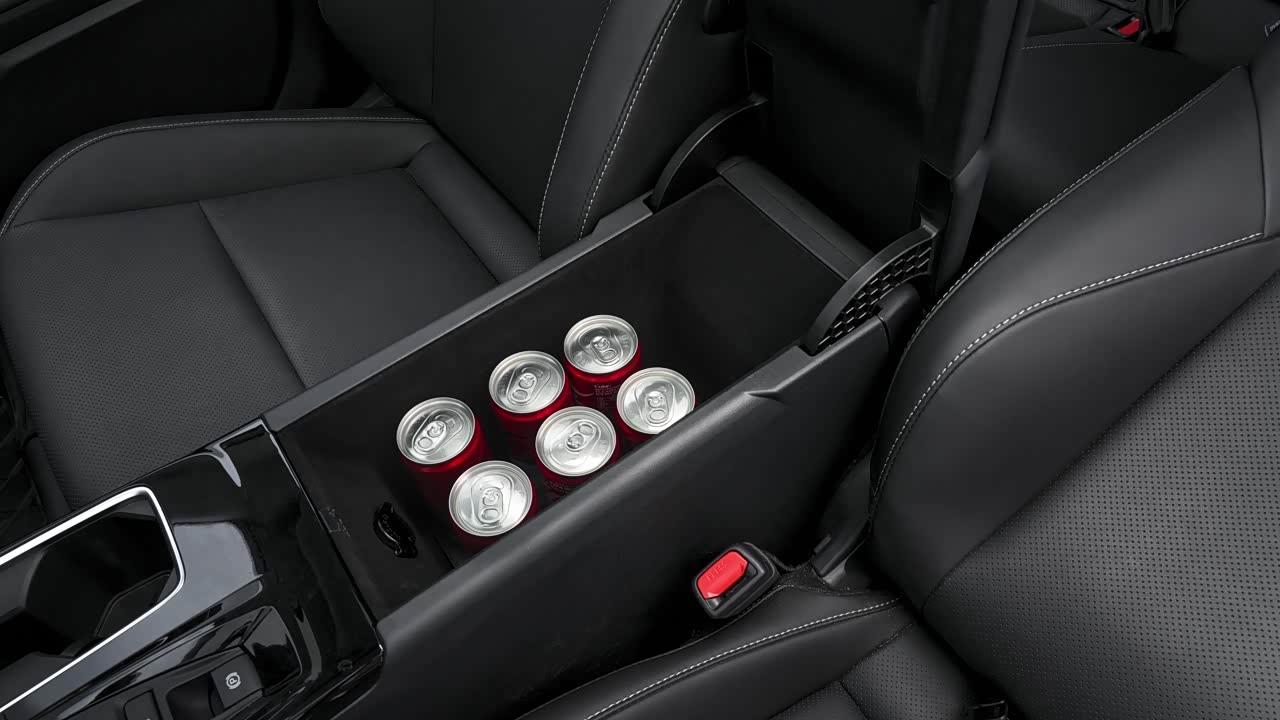 Toyota Camry 2026 2026款 双擎 2.0HS 运动版