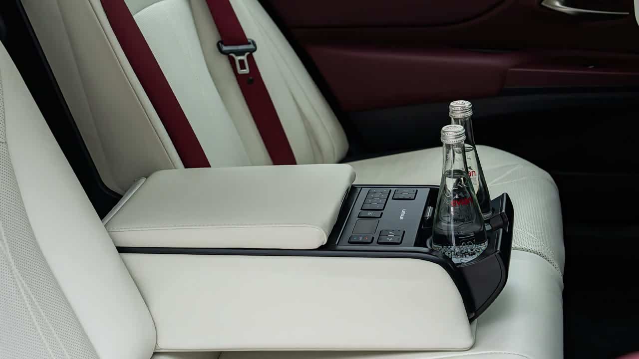 Lexus ES 2026 2026款 200 月影双色特别版