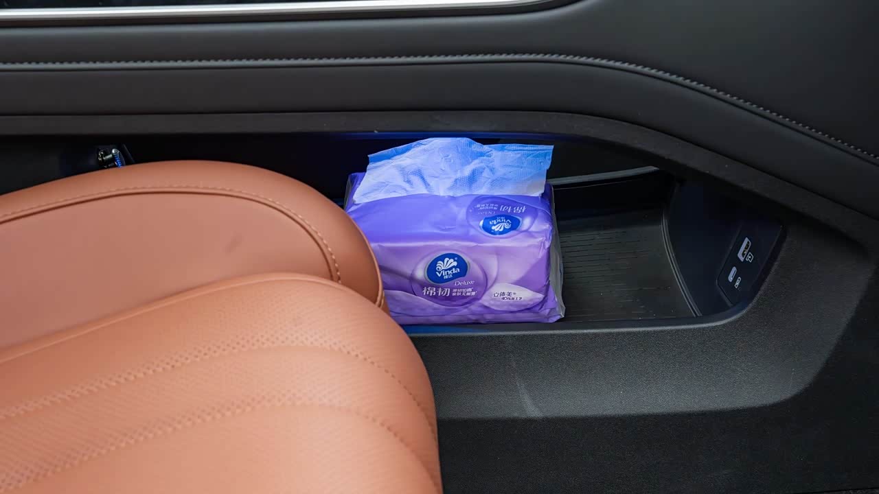Chery Tiggo 8 2026 2026款 第五代 豹款 鲲鹏1.6T 自动旗舰型