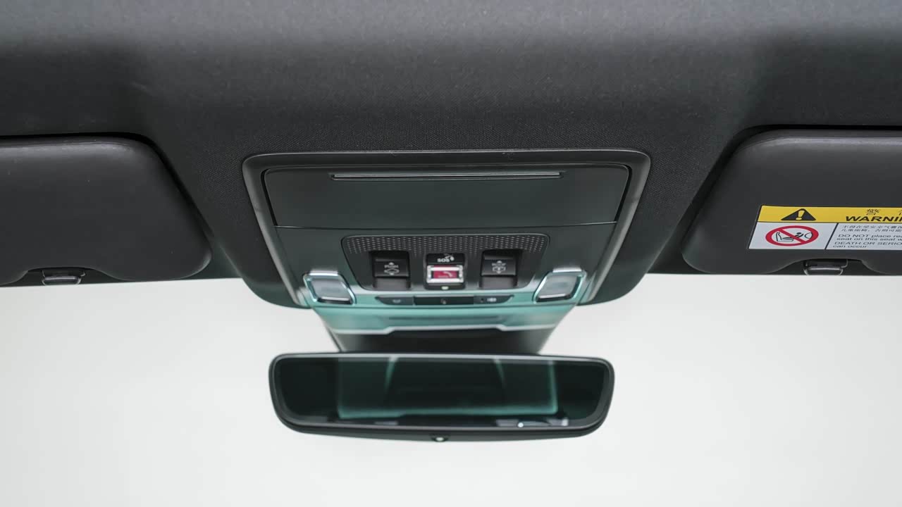 Honda CR-V 2026 2026款 全球30年荣耀款 混动 2.0L 四驱智逸版